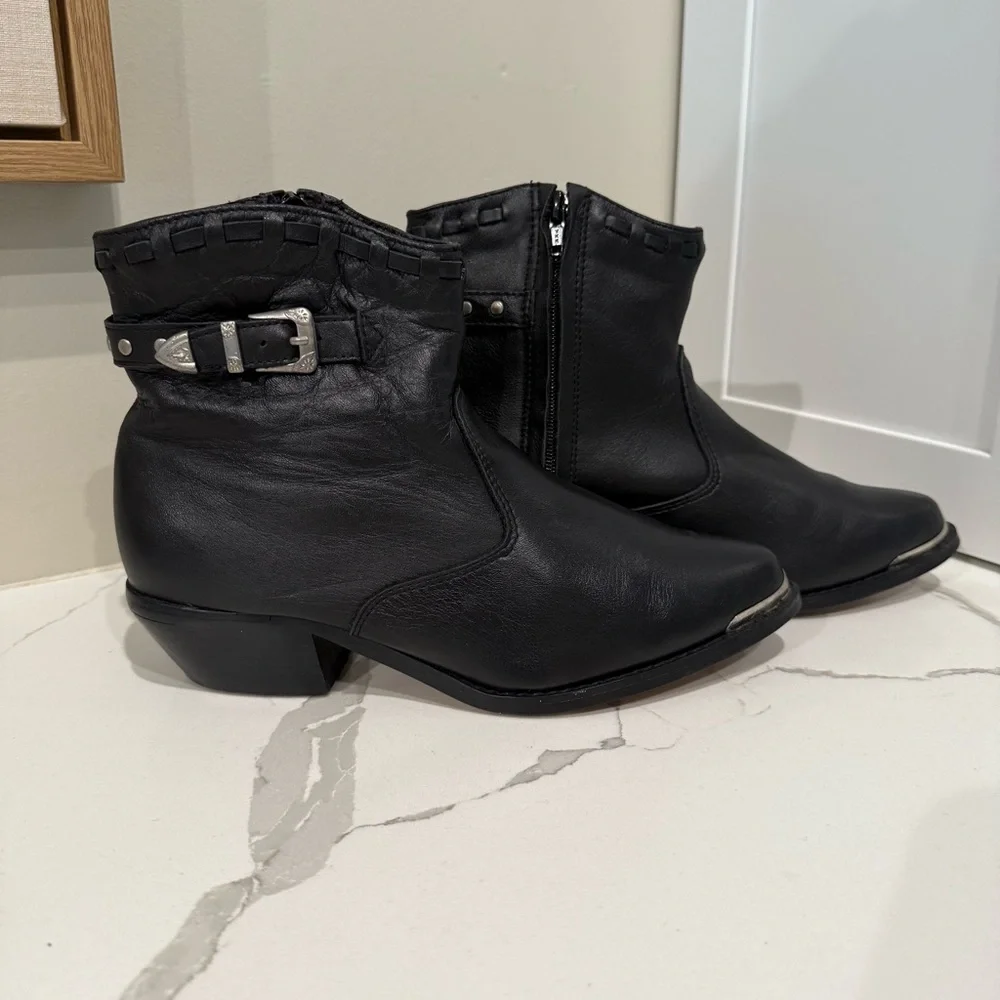 Dingo,  Black Leather Western Ankle Boots , Size 9M
